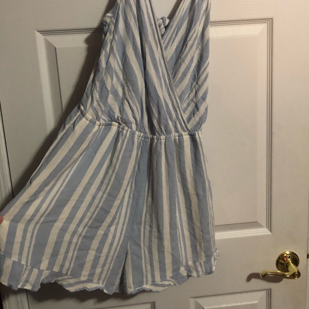 American Eagle Keyhole Back Romper